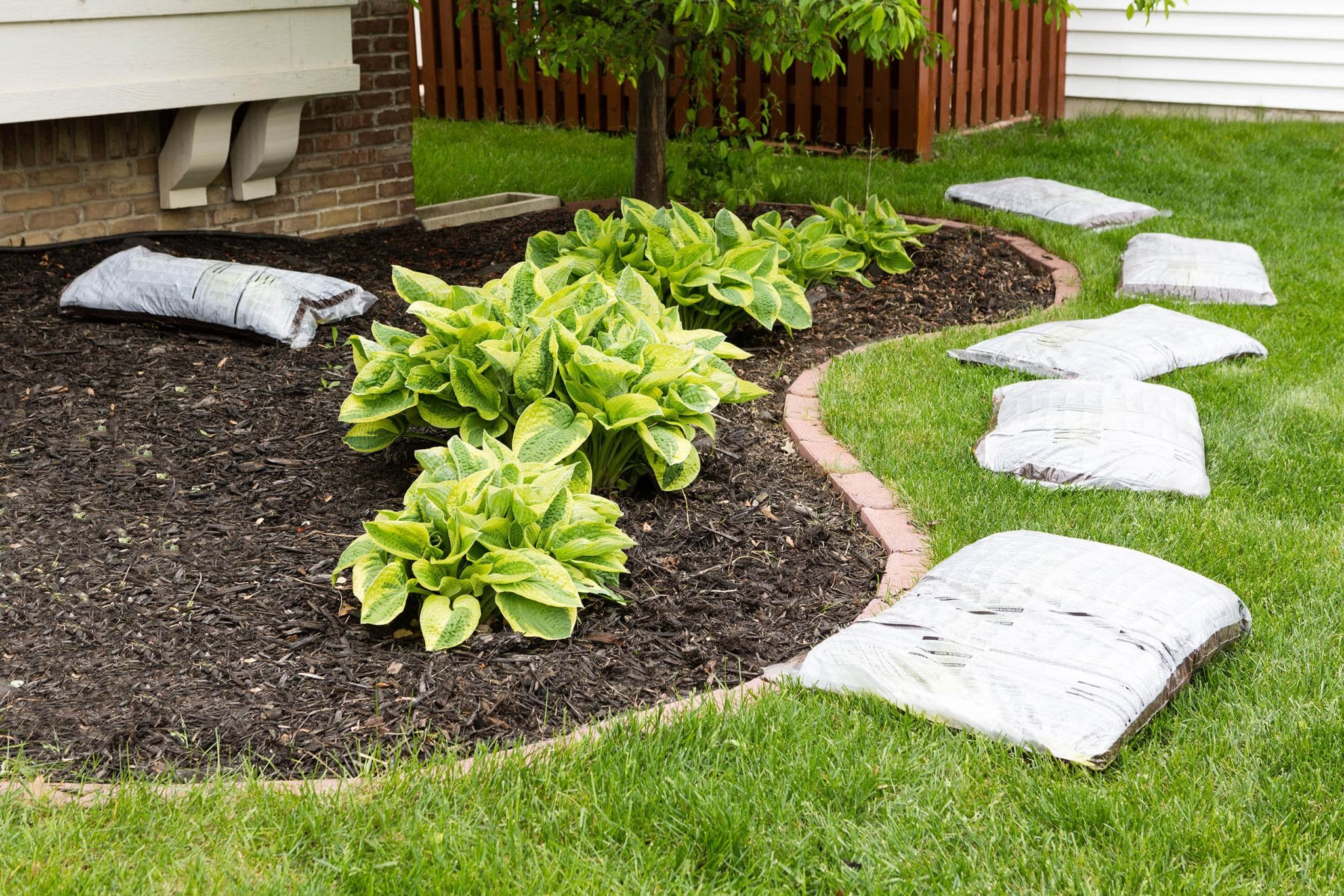 Mulch, Topsoil & Ground Coverings